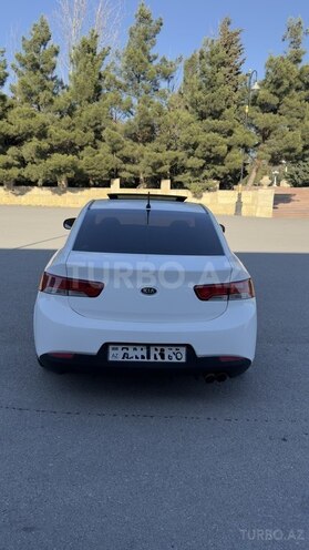 Kia Cerato-7