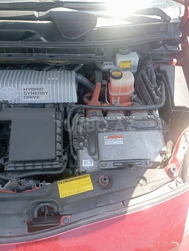 Toyota Prius-9