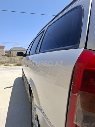Opel Astra-11