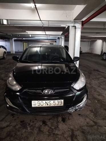 Hyundai Accent-1