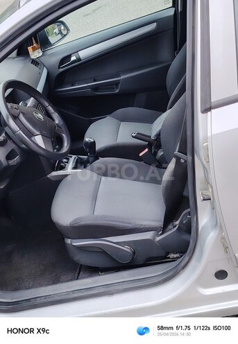 Opel Astra-14