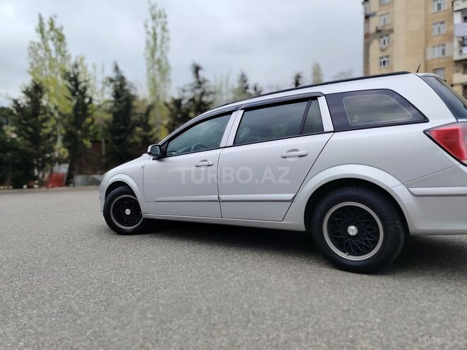 Opel Astra-11