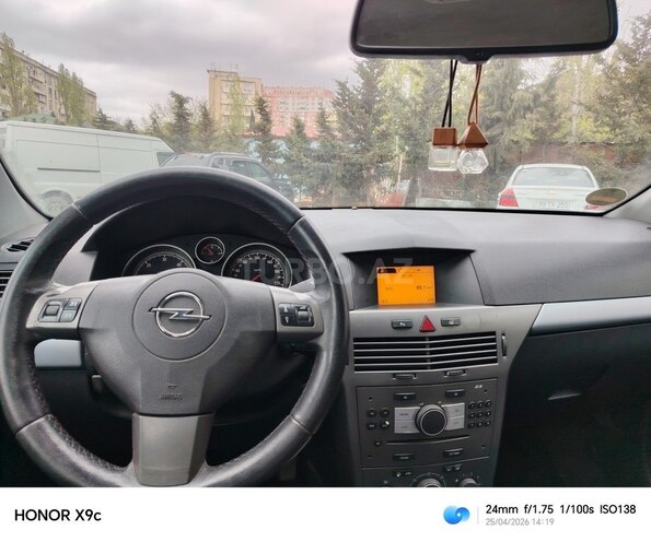 Opel Astra-12