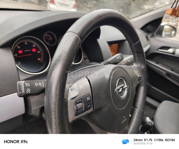 Opel Astra-9