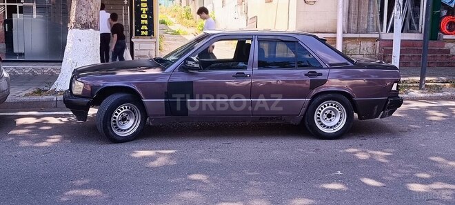 Mercedes 190-3