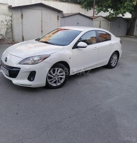 Mazda 3-1