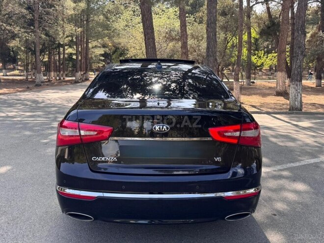 Kia Cadenza-6