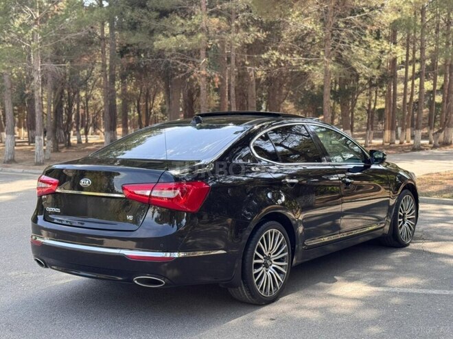 Kia Cadenza-8