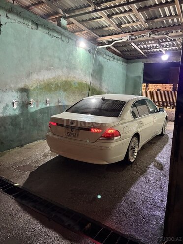 BMW 745-4