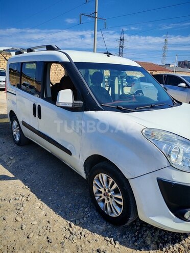 Fiat Doblo-4