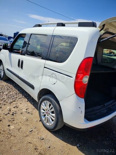 Fiat Doblo-5