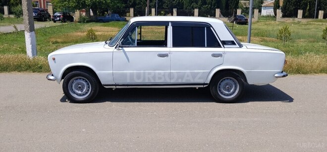 LADA (VAZ) 21011-6
