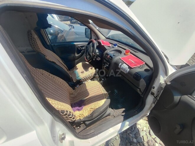 Opel Combo-5