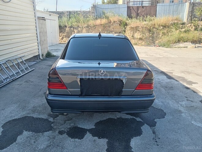 Mercedes C 180-5