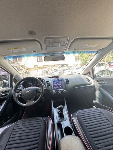 Kia Cerato-3