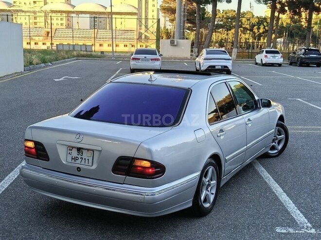 Mercedes E 320-15