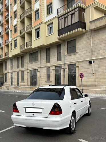 Mercedes C 220-8