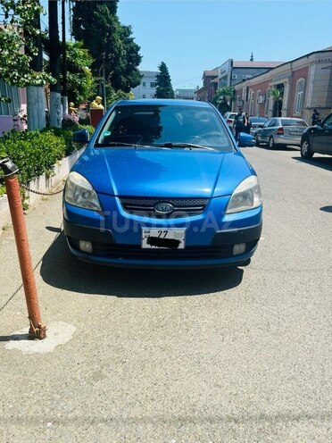 Kia Rio-1