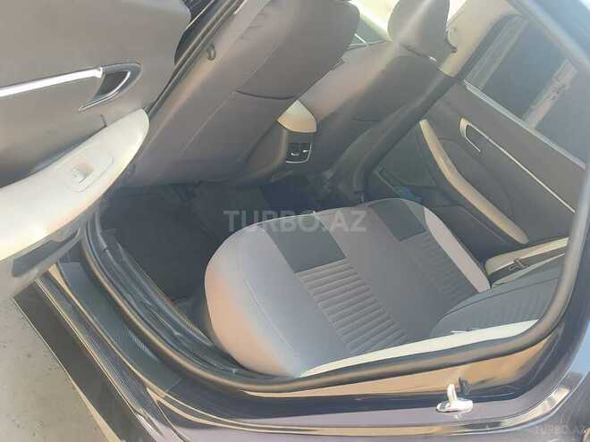 Hyundai Sonata-10