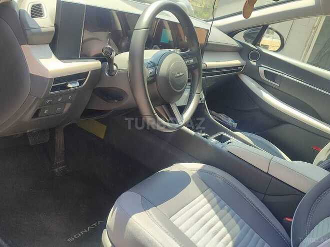 Hyundai Sonata-9
