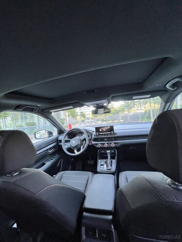 Honda CR-V-11