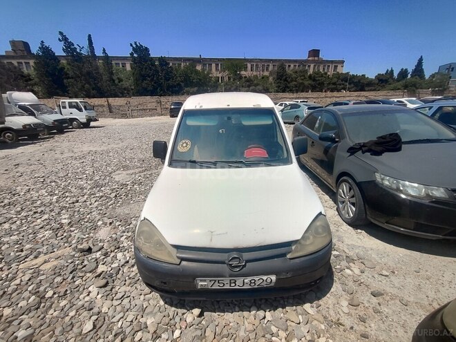 Opel Combo-1