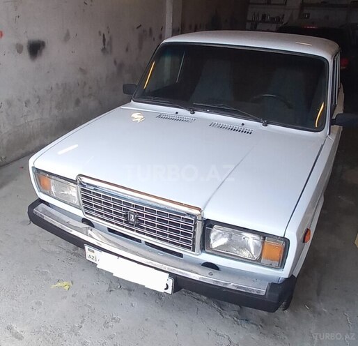 LADA (VAZ) 2107-2