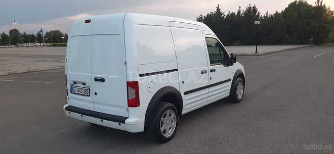 Ford Transit Connect-5