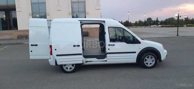 Ford Transit Connect-10