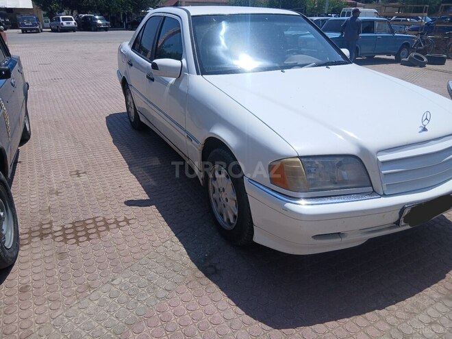 Mercedes C 180-2