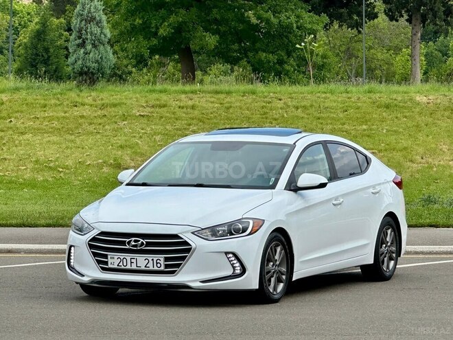 Hyundai Elantra-2