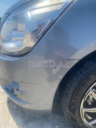 Chevrolet Cobalt-17