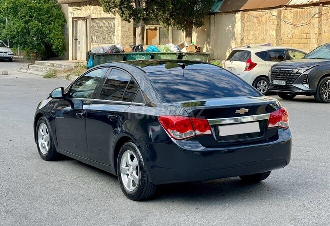 Chevrolet Cruze-4