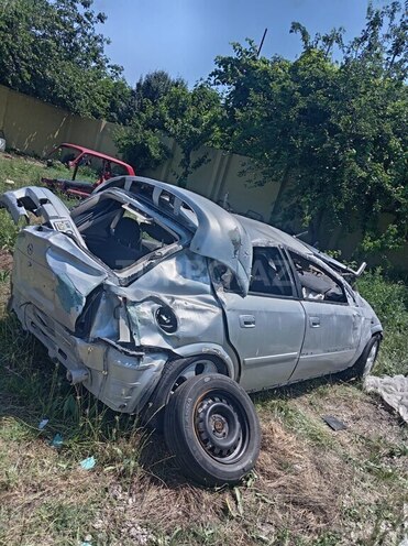 Opel Astra-2