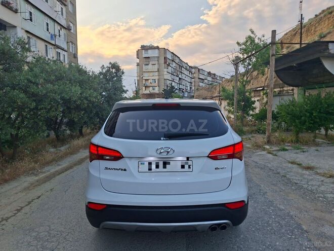 Hyundai Santa Fe-8