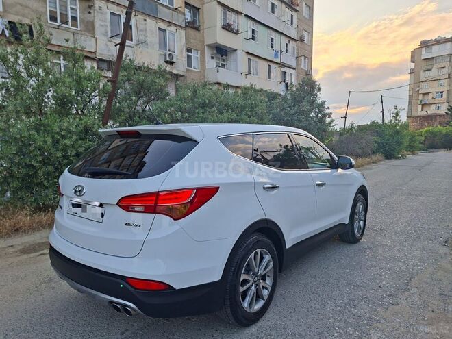 Hyundai Santa Fe-10