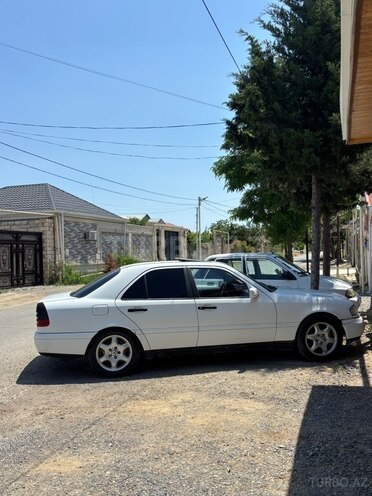 Mercedes C 180-3