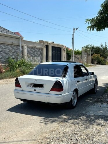 Mercedes C 180-6