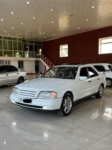 Mercedes C 180-8