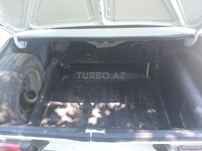 LADA (VAZ) 2106-5