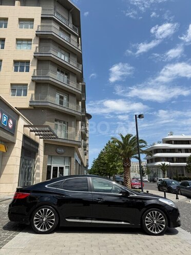 Hyundai Grandeur-11
