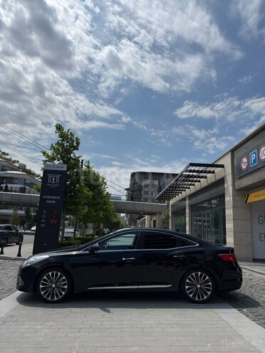 Hyundai Grandeur-12