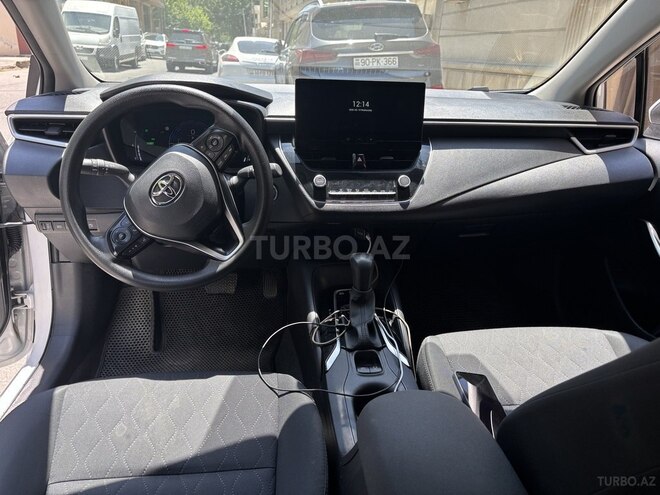 Toyota Corolla-4