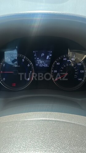 Hyundai Accent-6