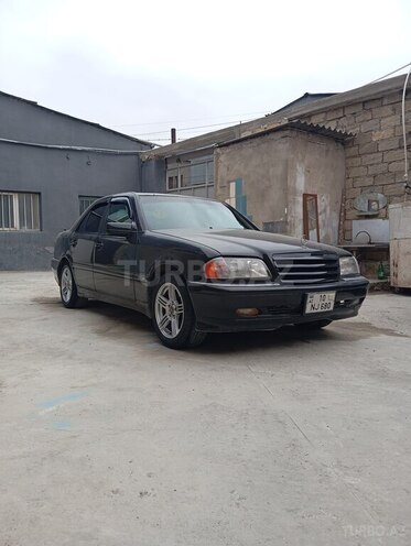 Mercedes C 180-4