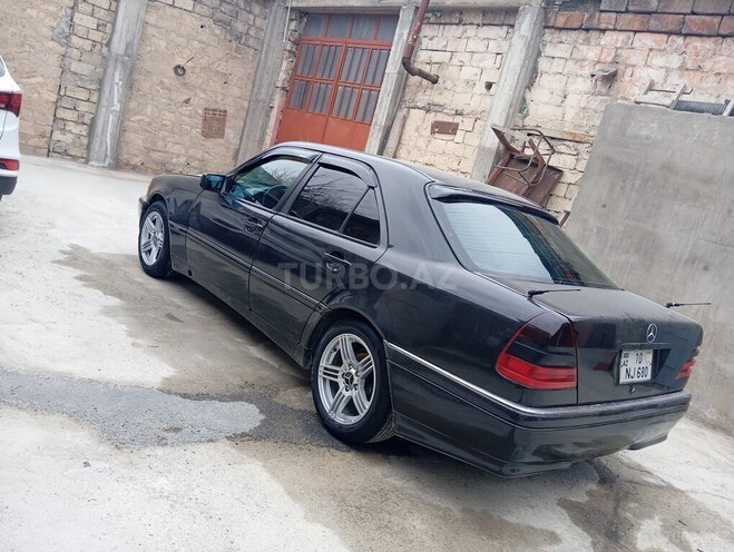 Mercedes C 180-2