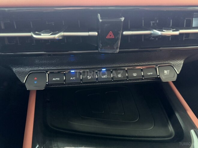 Changan X7 Plus-12