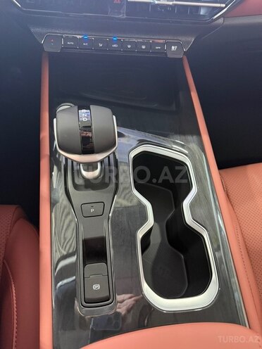 Changan X7 Plus-13
