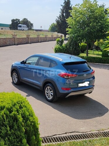 Hyundai Tucson-8