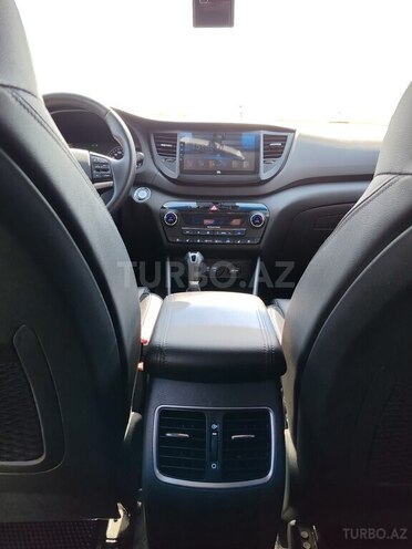 Hyundai Tucson-14
